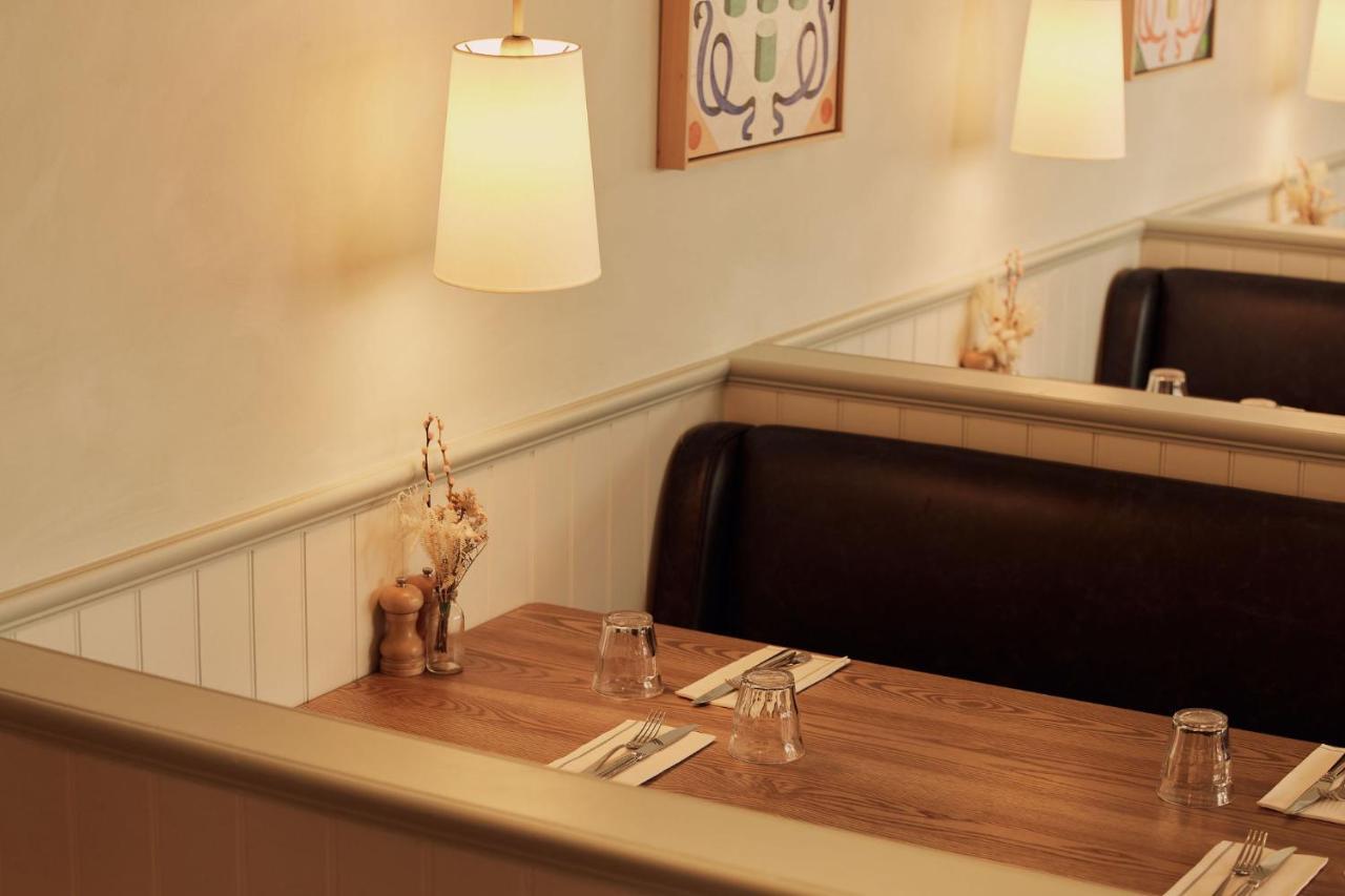 The Georgian, Haslemere, Surrey Екстер'єр фото