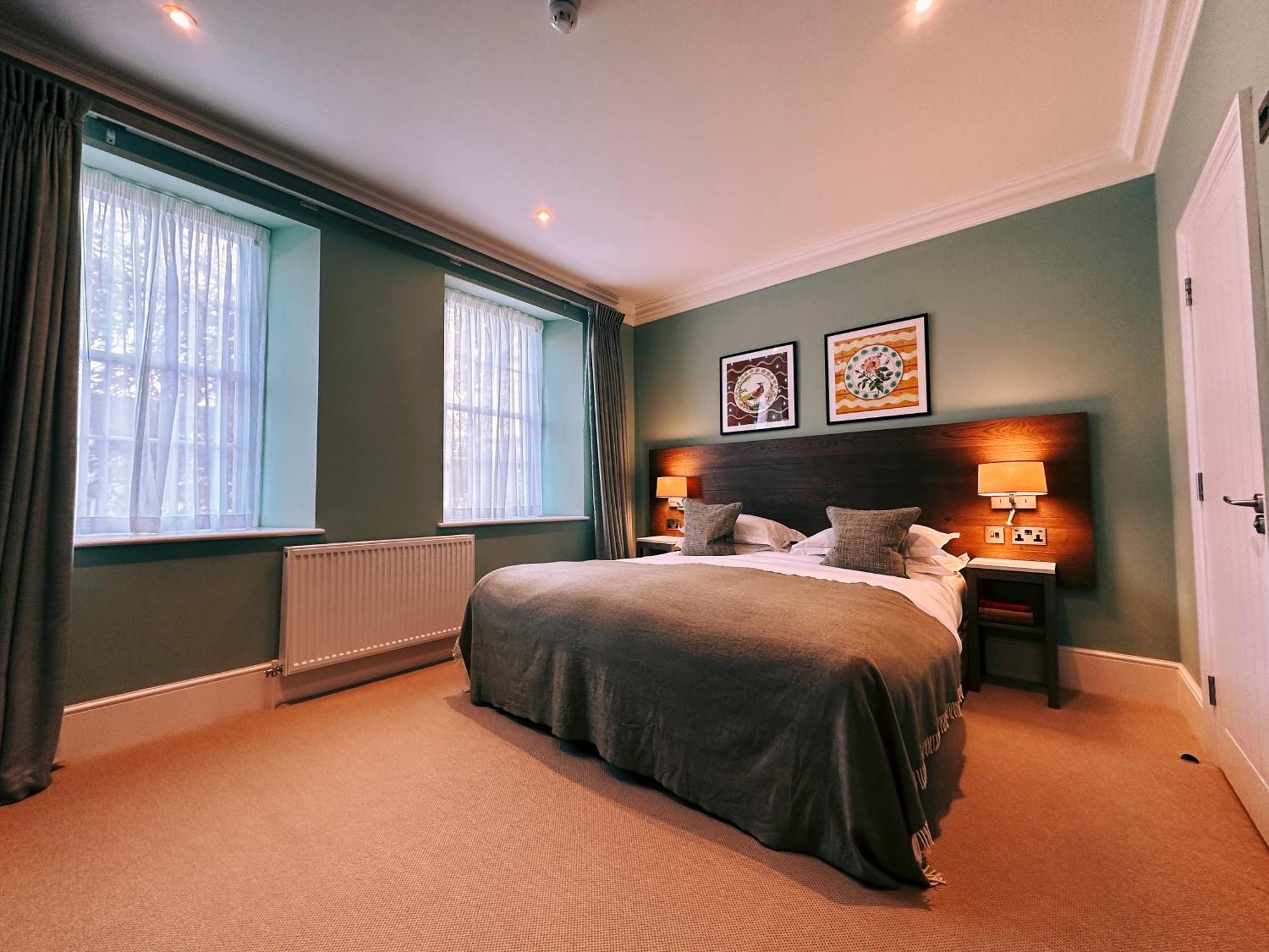 The Georgian, Haslemere, Surrey Екстер'єр фото