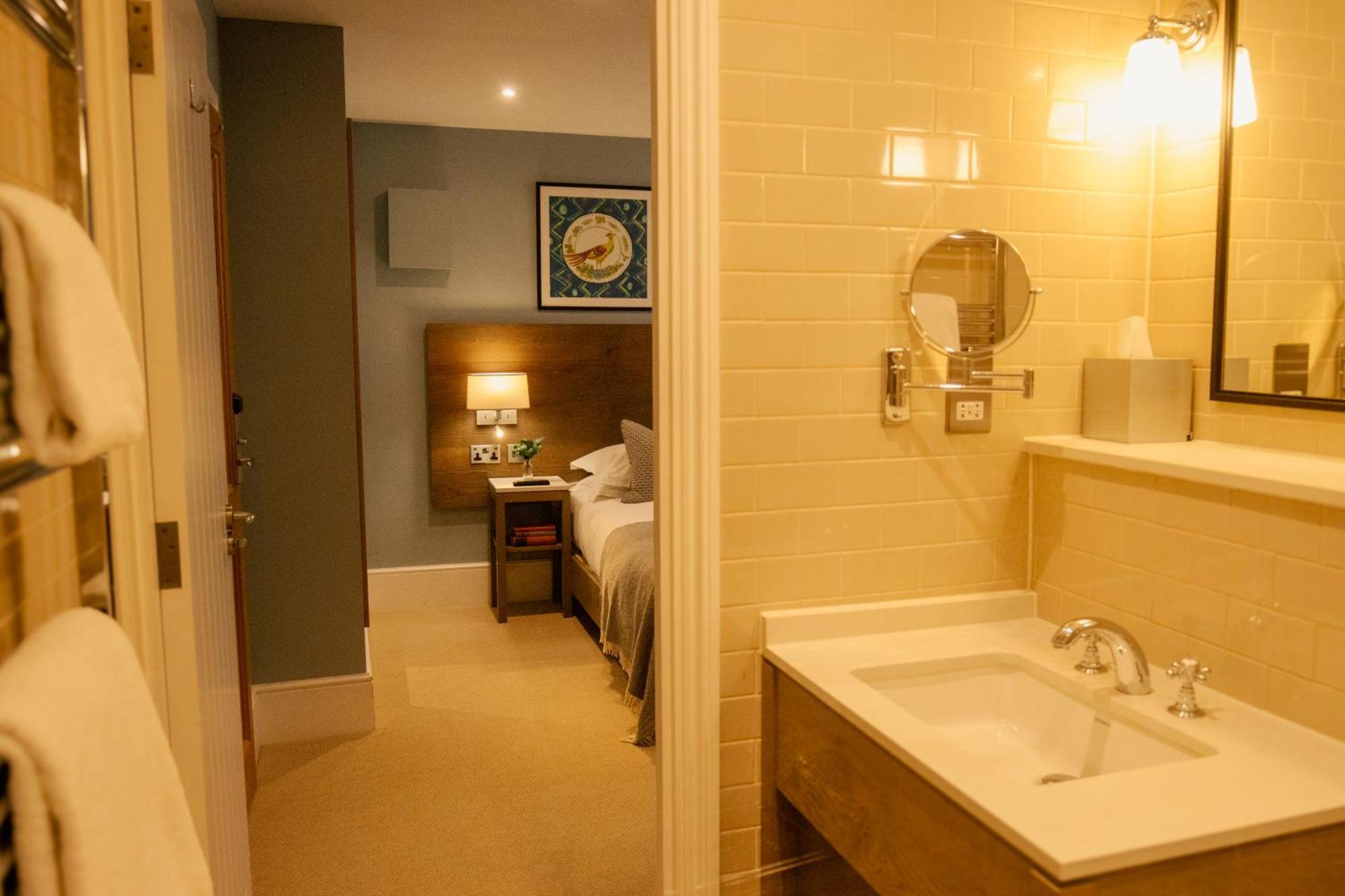 The Georgian, Haslemere, Surrey Екстер'єр фото