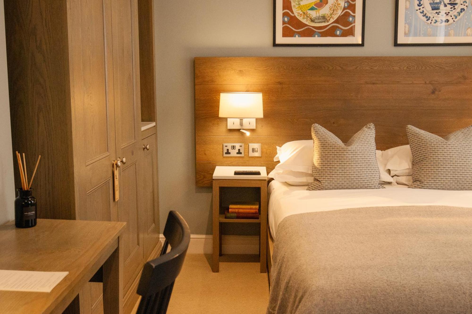 The Georgian, Haslemere, Surrey Екстер'єр фото