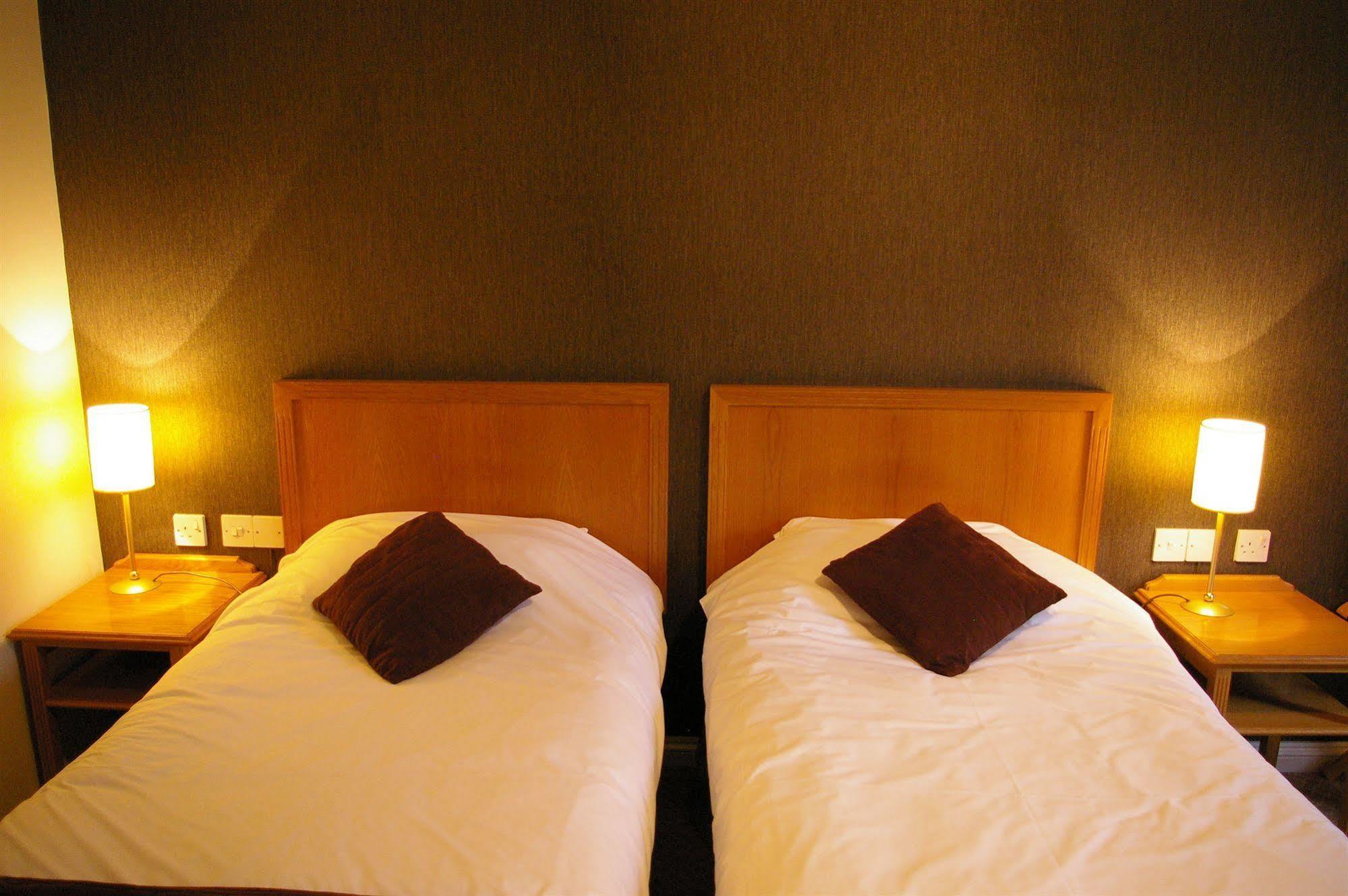 The Georgian, Haslemere, Surrey Екстер'єр фото